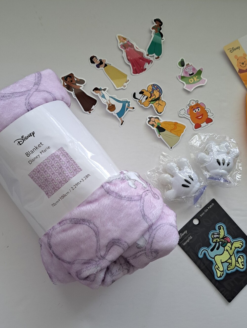 Disney Bundle - Picture 4 of 11